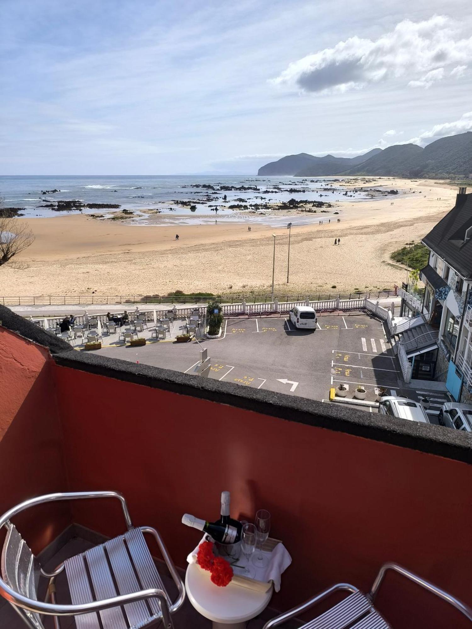 Playa Y Canas Noja Exterior photo